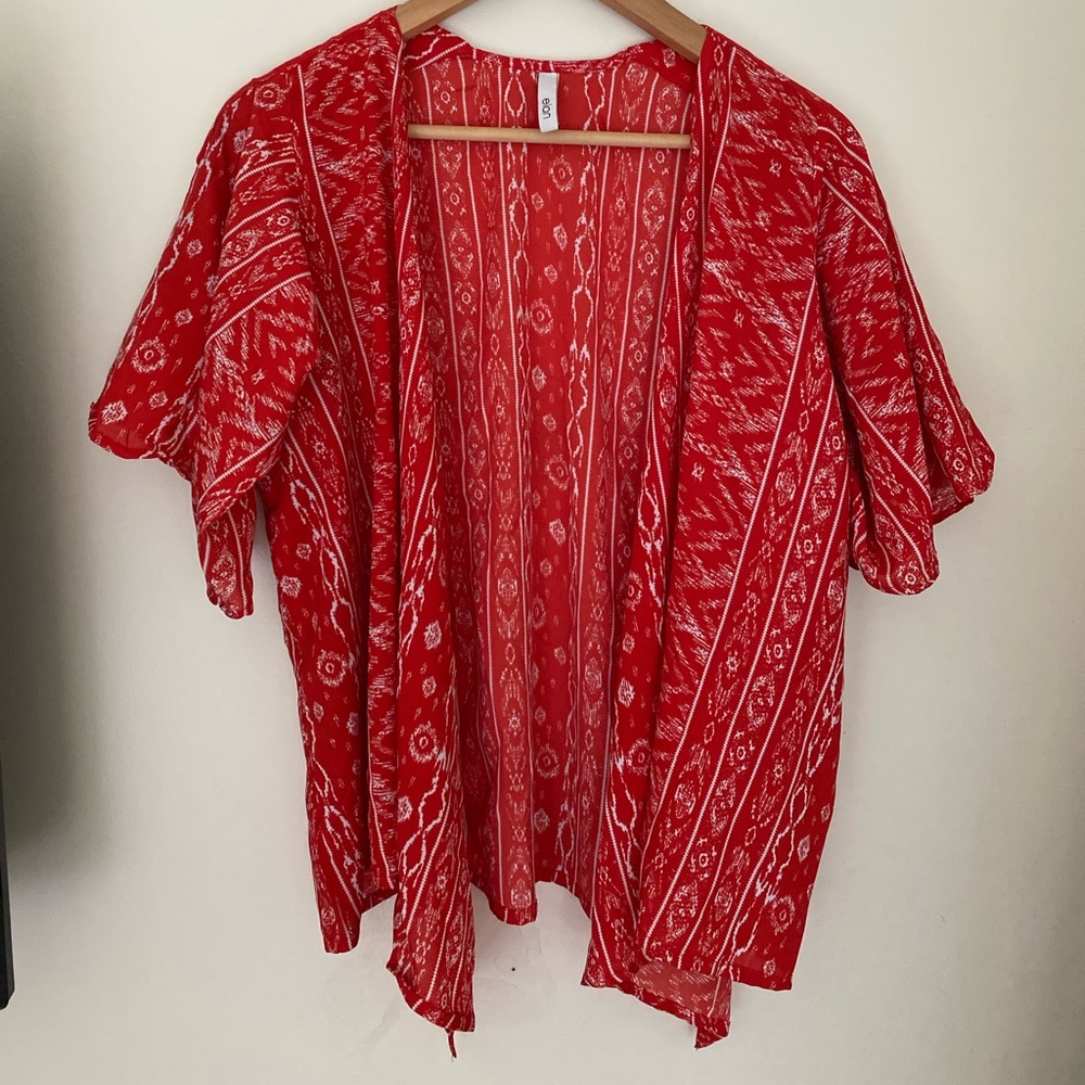 RED/WHITE KIMONO THROW OVER